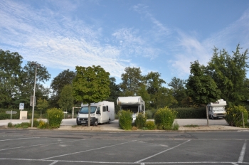 Photo aire camping-cars de Saran