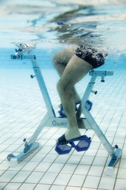 Illustration d'aquabiking à la piscine de Saran